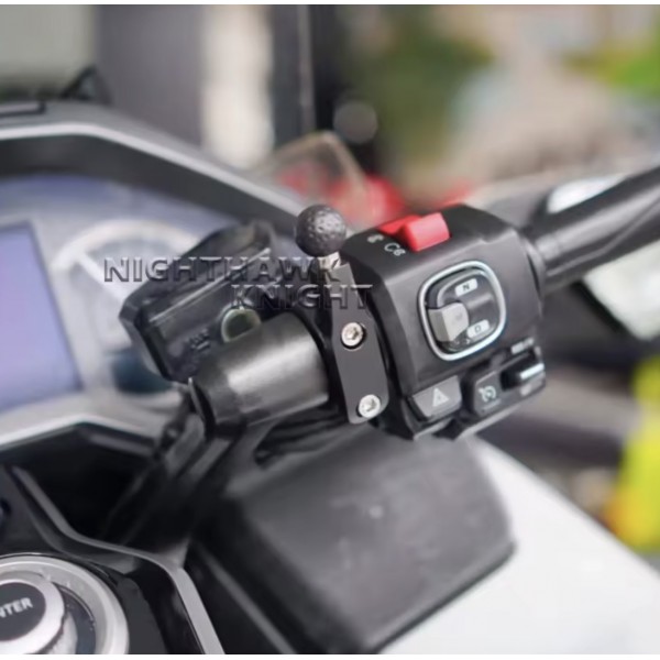 ATTACHE BOULE PREMIUM GOLDWING RÉF : 6056